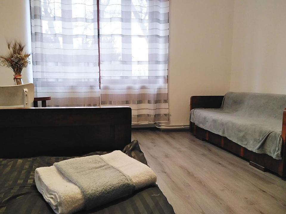 Apartment Family -